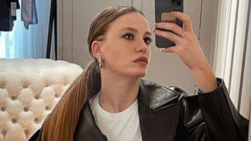 Serenay Sarıkaya, giyinme odasından fotoğraf paylaştı