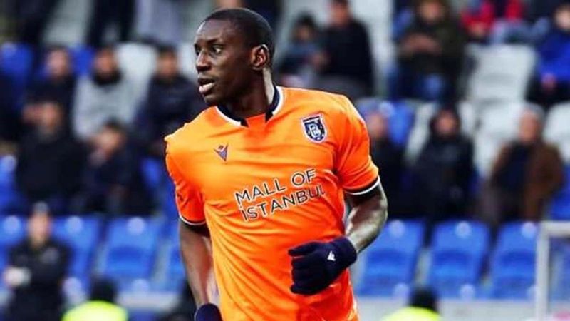 Beşiktaş taraftarından Demba Ba'ya destek