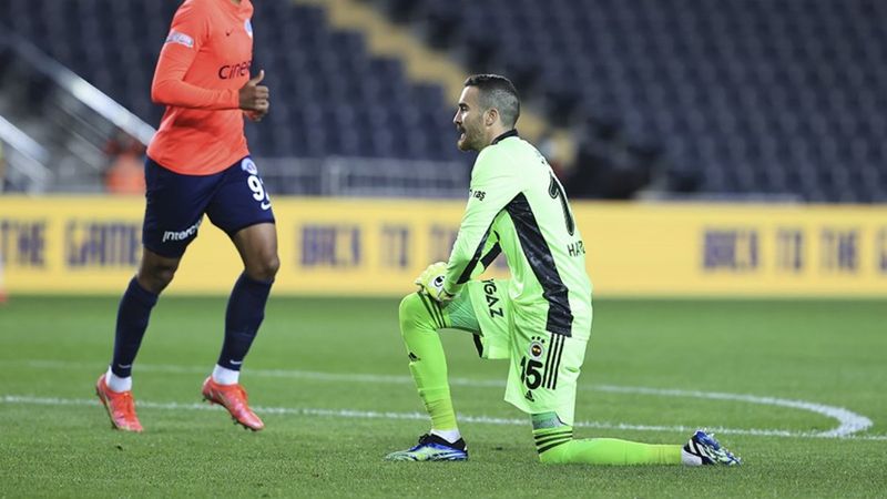 Takım arkadaşlarından Harun Tekin’e destek