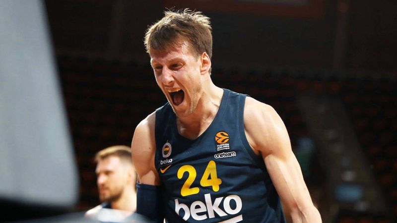 Jan Vesely geri döndü
