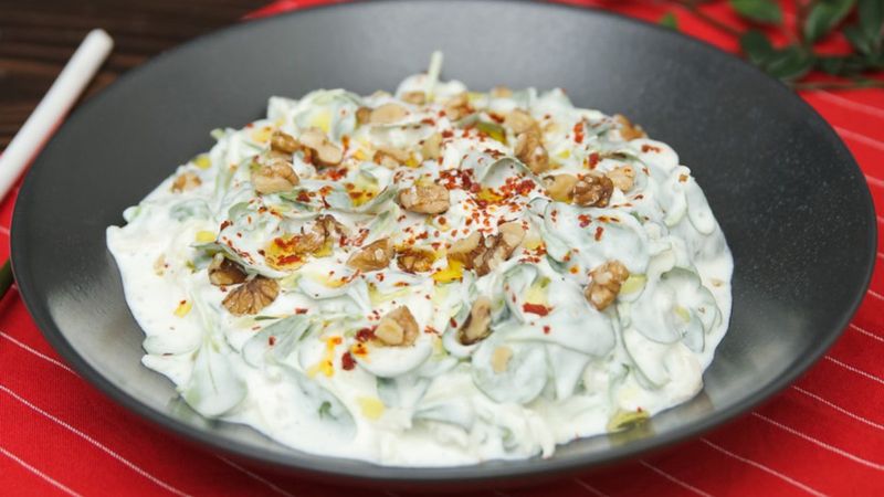 Masum bir başlangıç: Elmalı semizotu salatası