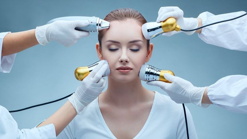 Kadınlar, yaşlanmaya karşı medikal estetiğe yöneldi