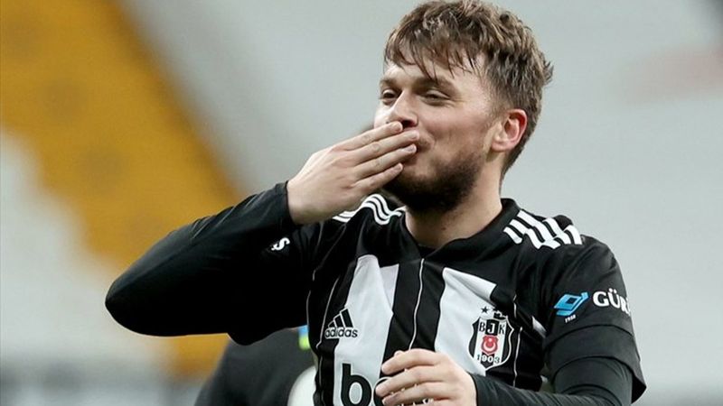 Adem Ljajic'in performansı yükseldi