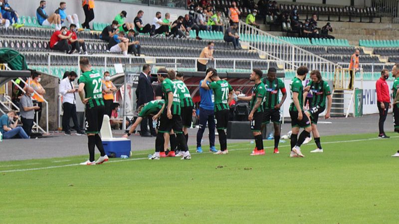 Rizespor'a yenilen Denizlispor küme düştü