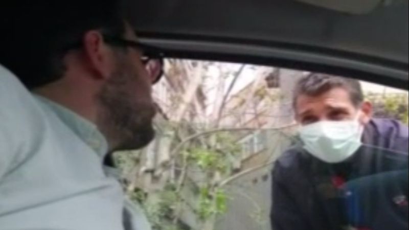 Şişli'de değnekçi, şoförle pazarlık yaptı