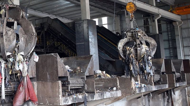 Adana'da çevreyi kirleten geri dönüşüm tesislerine 7 milyon lira ceza