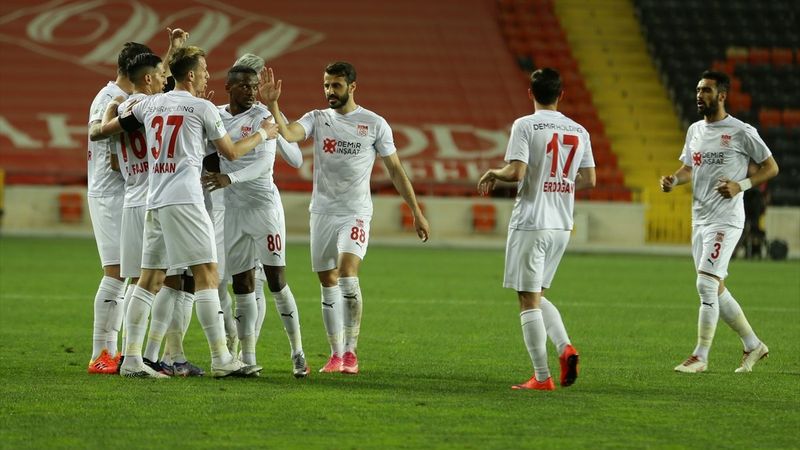 Sivasspor'un yenilmezlik serisi 16 maça çıktı