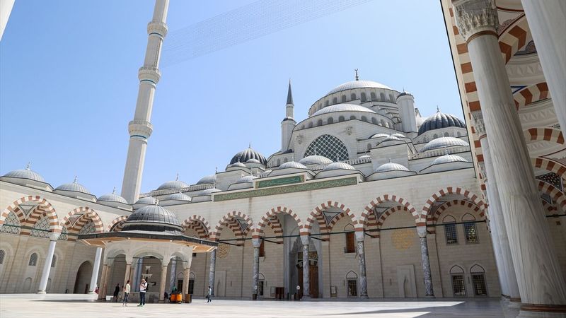 Büyük Çamlıca Camisi'nin ağırladığı ziyaretçi sayısı