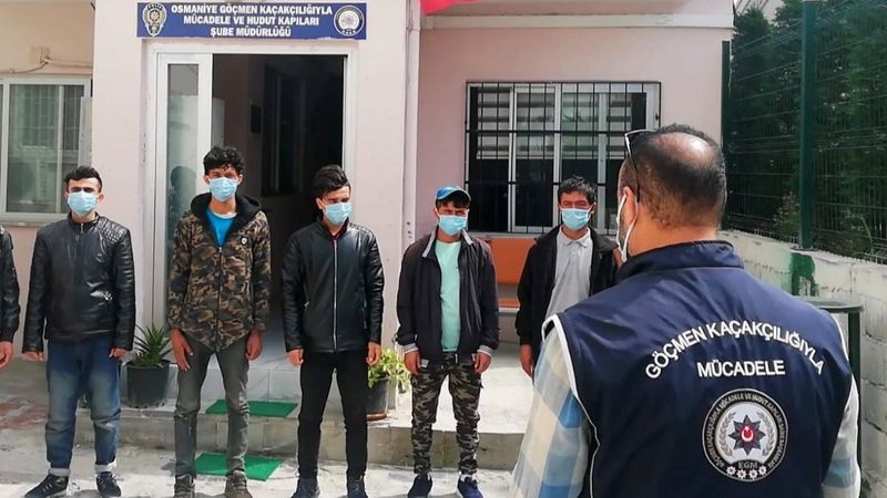 Osmaniye’de 9 düzensiz göçmen yakalandı