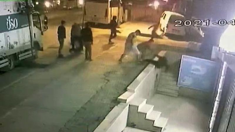 Esenyurt’ta husumetli Afganların bıçaklı kavgası