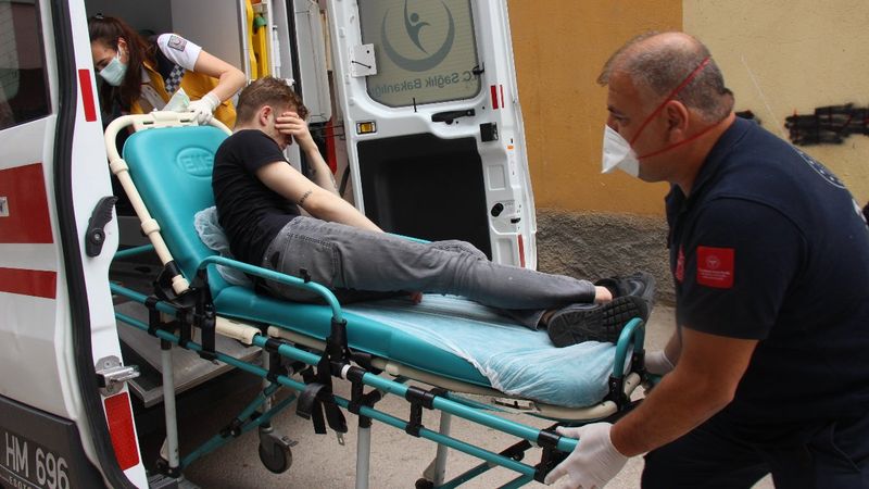 Kocaeli’de iş merkezi içinde silahlı kavga