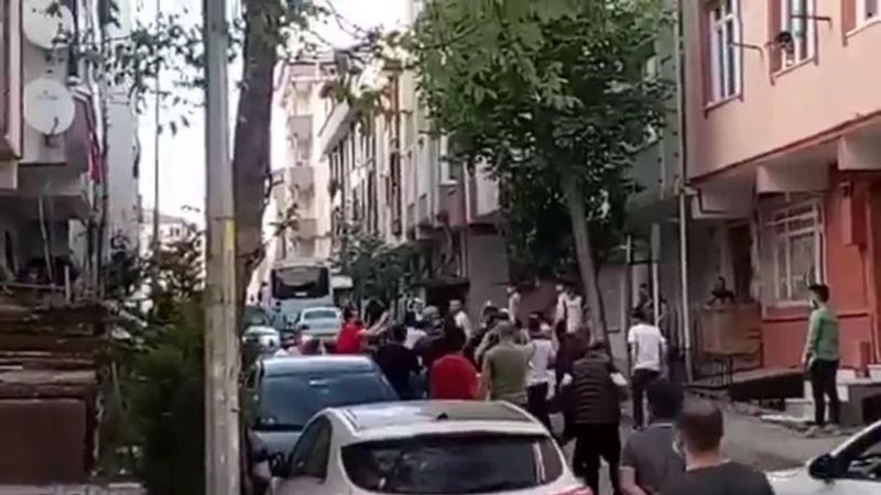 İstanbul’da engelli komşusunu darbetti