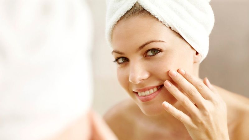 Cildinizin hızlı yaşlanmasını önleyecek 8 yöntem