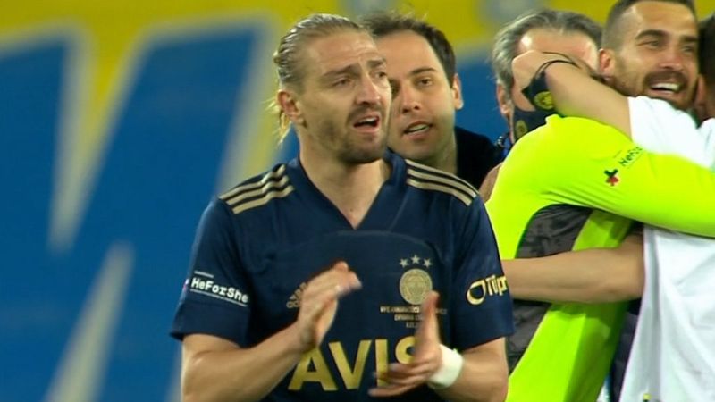 Maç sonu Caner Erkin'in gözyaşları