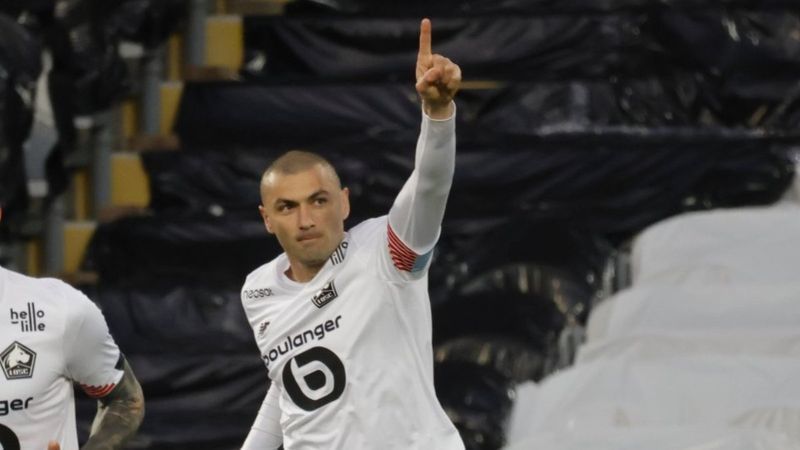 Lille Belediyesi: Böyle giderse Burak Yılmaz'ın heykelini yapacağız