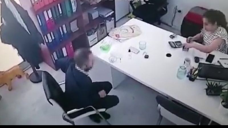 Sultanbeyli'de fırına giren sahte polis yakalandı