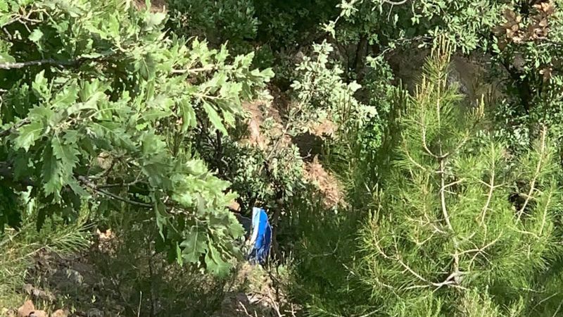 Balıkesir'de uçuruma düşen traktörde can verdi