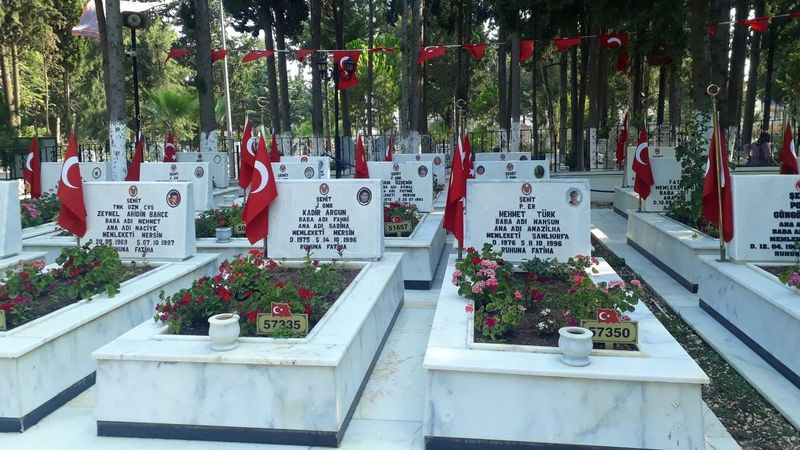 İçişleri Bakanlığı'ndan şehitlik ziyareti genelgesi