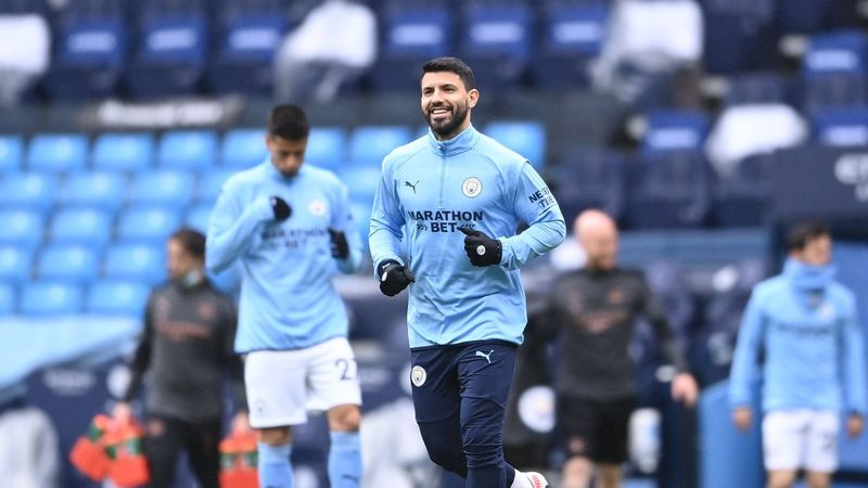 Aguero, Barcelona'ya transfer oluyor
