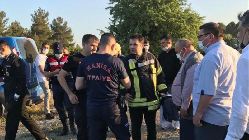 Manisa, boğulma tehlikesi geçiren torunlarını kurtardı, kendisi boğuldu