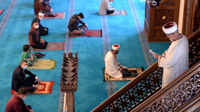 Cuma hutbesinde Mescid-i Aksa ve Kudüs için dua edildi