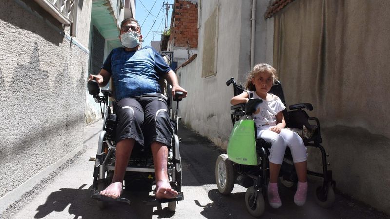 İzmirli ailenin yaşam mücadelesi