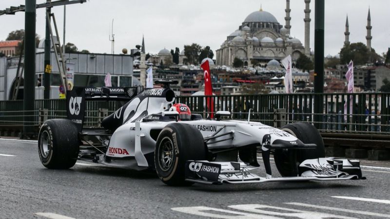 Formula 1, Türkiye Grand Prix'ini iptal etti