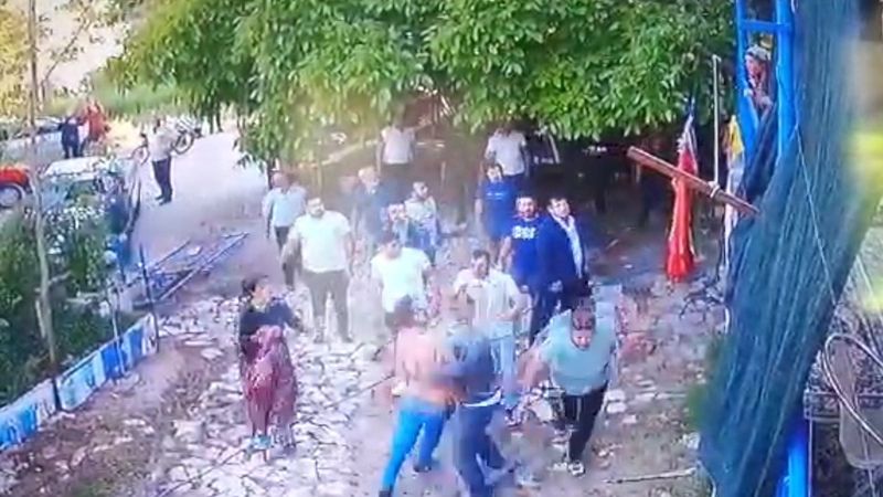 Burdur’da 'ne bakıyorsun' tartışması taşlı sopalı kavgaya dönüştü