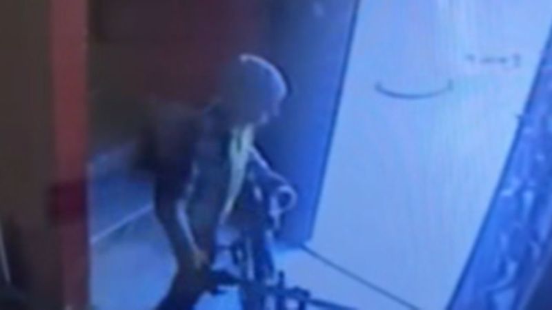 Çekmeköy'de ayakkabı çalan çocuklar