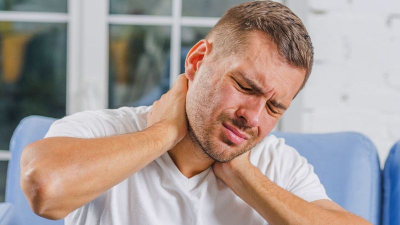 Kovid-19 sonrası boyun ağrısına dikkat