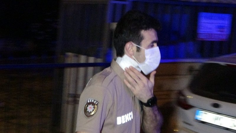 Antalya'da bir bekçiye saldıran şüpheli vurularak etkisiz hale getirildi