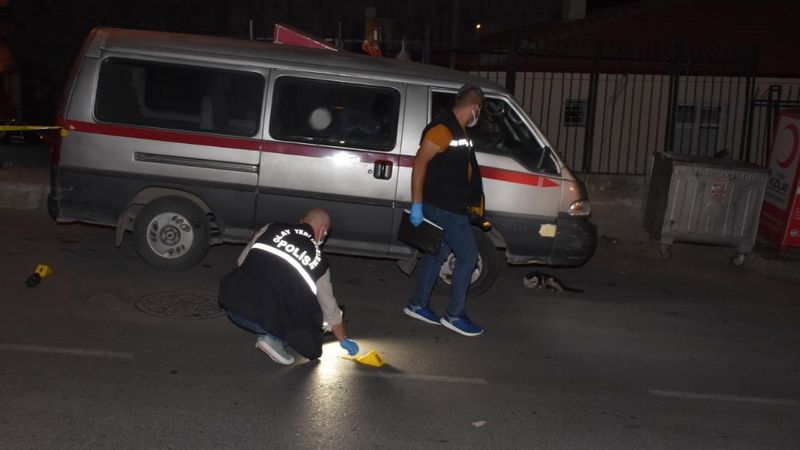 İzmir'de yüksek sesle müzik dinleme tartışması kanlı bitti