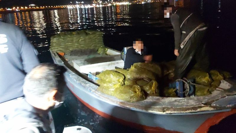 Kocaeli'de kaçak midye operasyonu