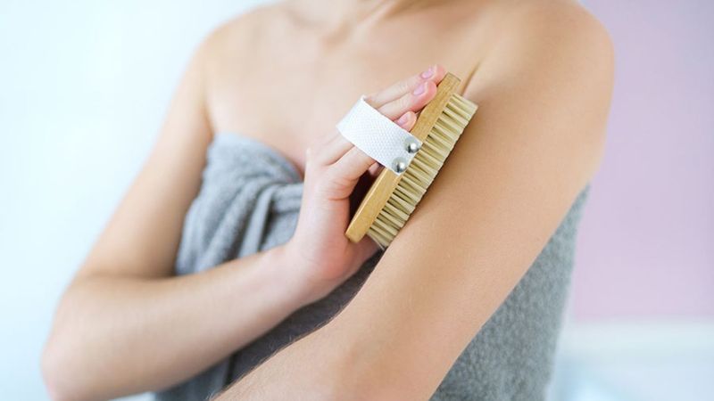 Kuru fırçalamanın vücudunuz üzerindeki 5 etkisi