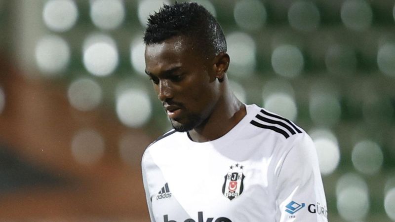 Beşiktaş Mensah'ın bonservisini almayacak