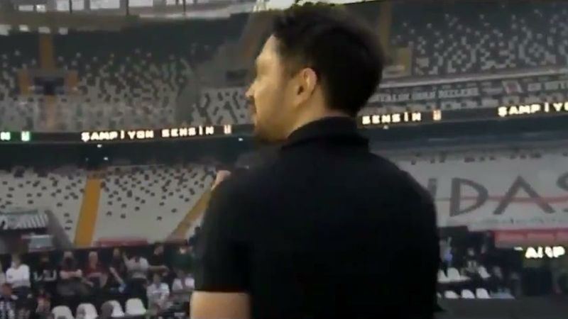 Playback kesilince Murat Boz zor anlar yaşadı