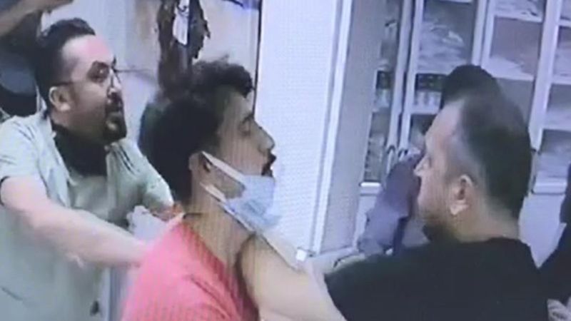 Kocaeli’de damar yolu açan hemşireye yumruk attı