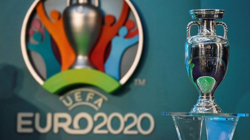 Rusya EURO 2020 için seyircileri vizesiz kabul edecek