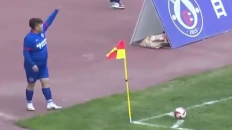 126 kiloluk futbolcunun maç görüntüleri