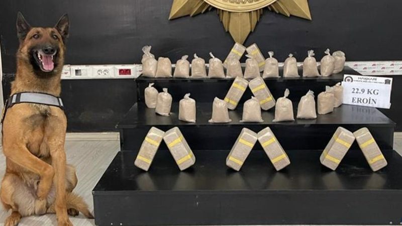 Hakkari'de 22 kilo 900 gram eroin ele geçirildi