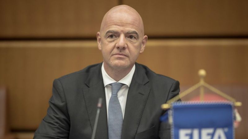 Infantino Avrupa Süper Ligi'ni destek iddialarını yalanladı