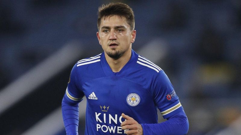 Milan Cengiz Ünder'i transfer etmek istiyor