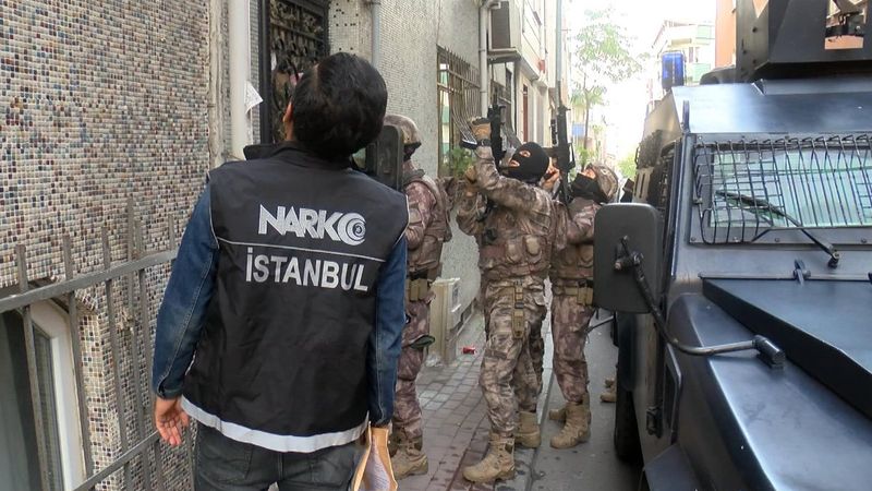İstanbul'da uyuşturucu operasyonu: 574 kişiye gözaltı kararı