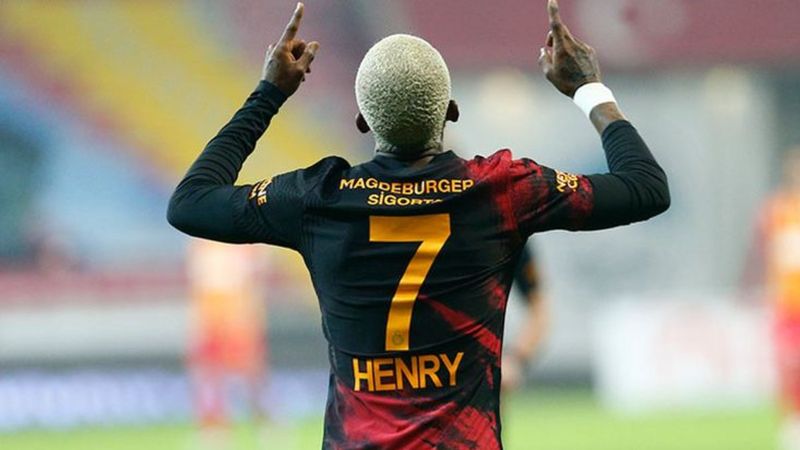 Galatasaray Henry Onyekuru’ya veda ediyor