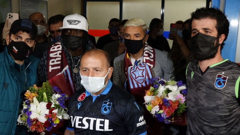 Trabzonspor Bruno Peres ile Gervinho'nun transferini açıkladı