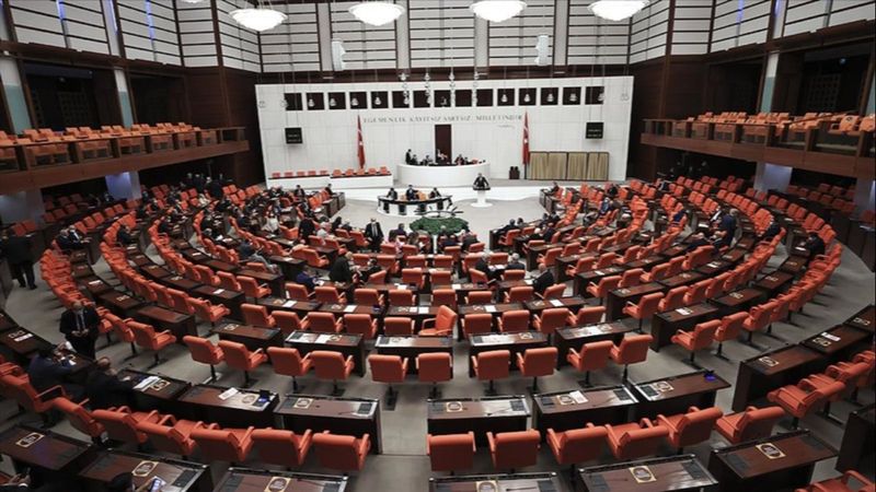 AK Parti'den 20 maddelik yeni kanun teklifi