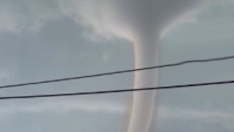 Kütahya'da hortum anı kamerada