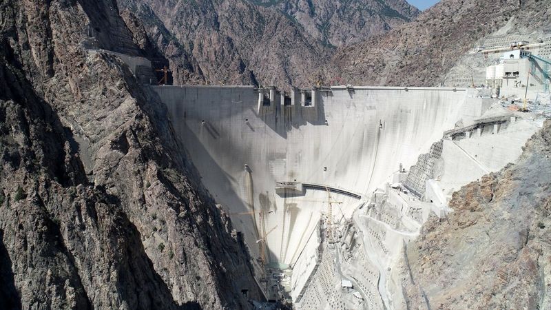 Yusufeli Barajı gövde inşaatı çalışmaları sona erdi