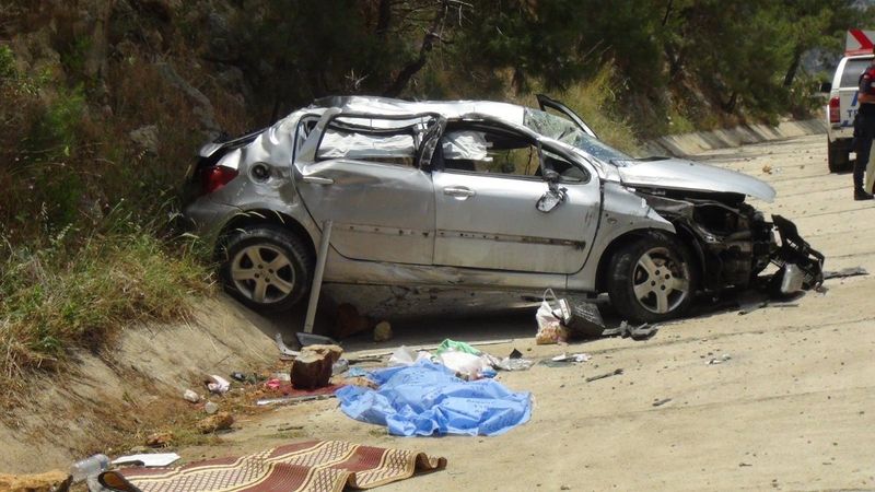 Antalya’da feci kaza: 3,5 yaşındaki çocuk yaşamını yitirdi