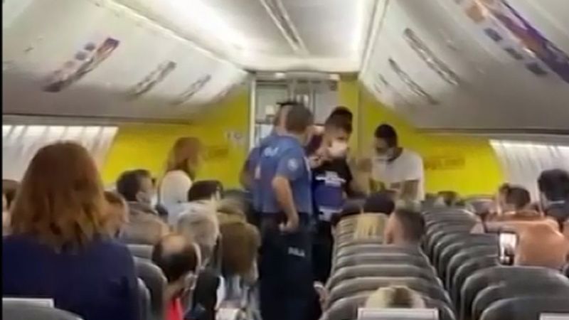 Antalya'da uçakta 'taciz' iddiası